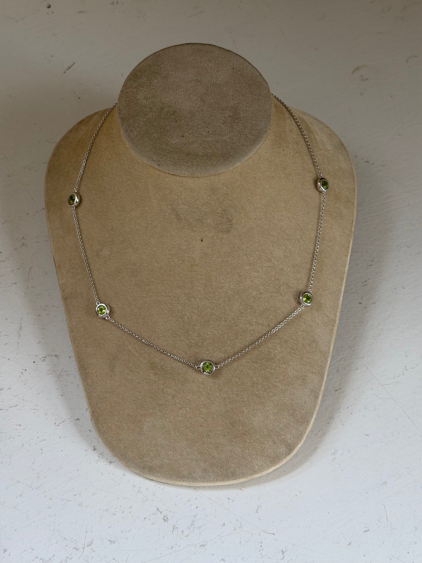 SS Station Necklace Peridot