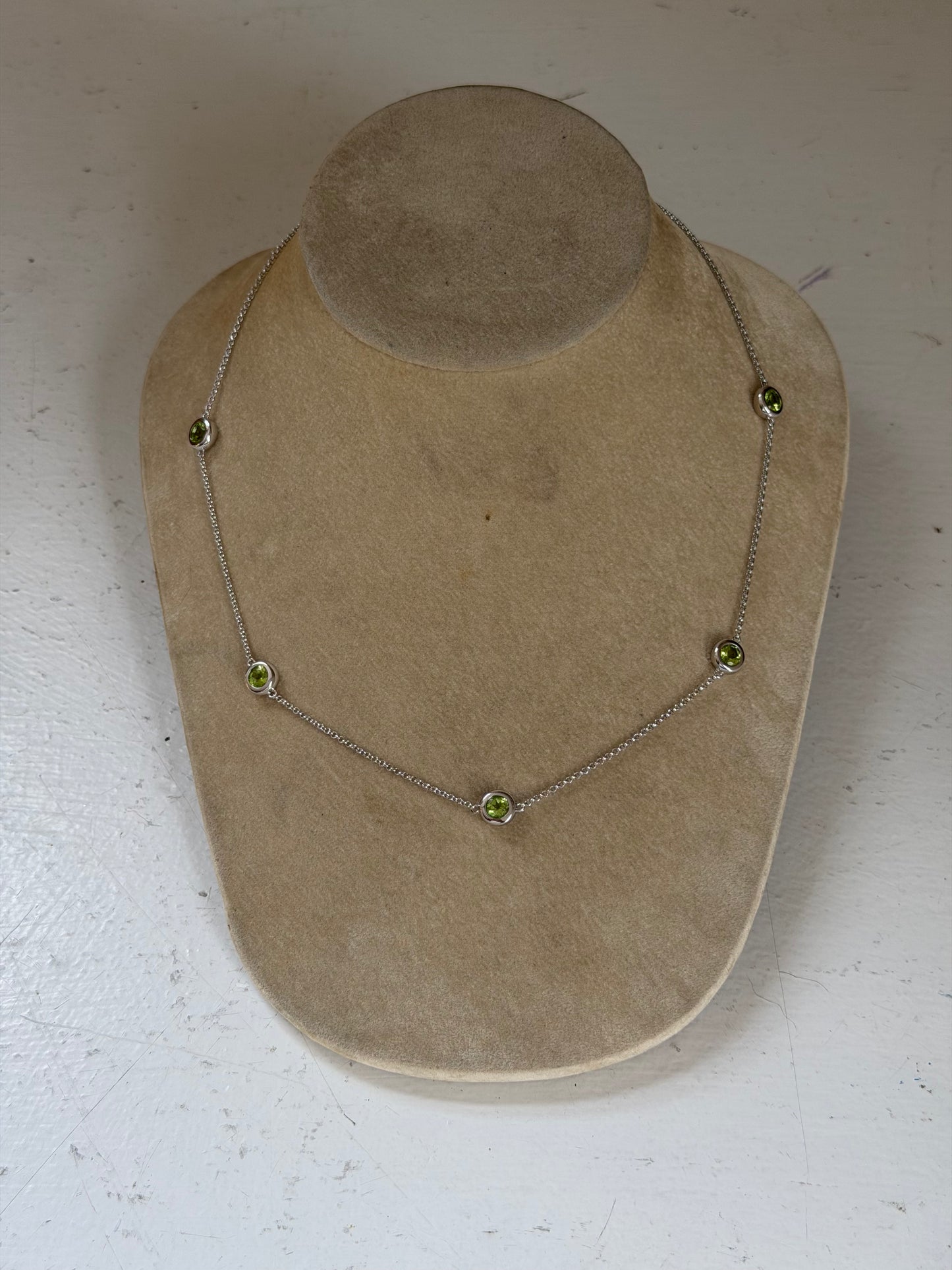 SS Station Necklace Peridot